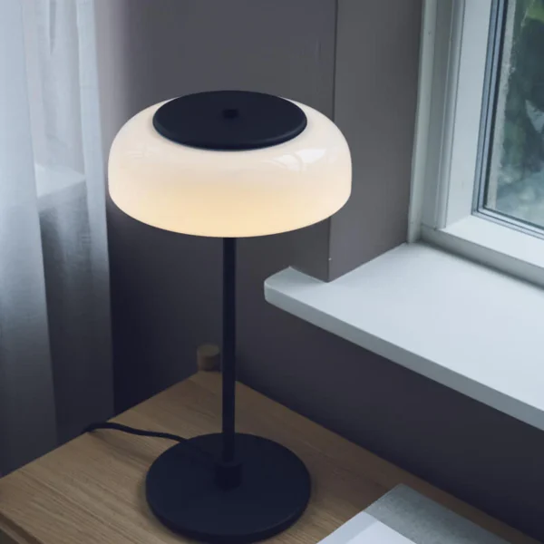 Blossi table lamp replica - Image 4