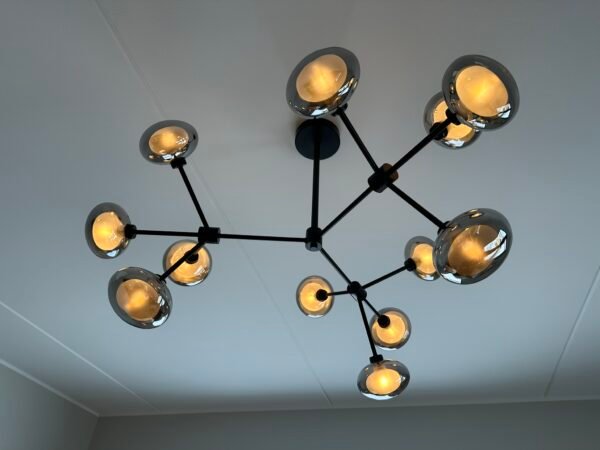 Kari Chandelier D100cm with 12 heads