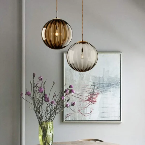 Tulise glass pendants - Image 11