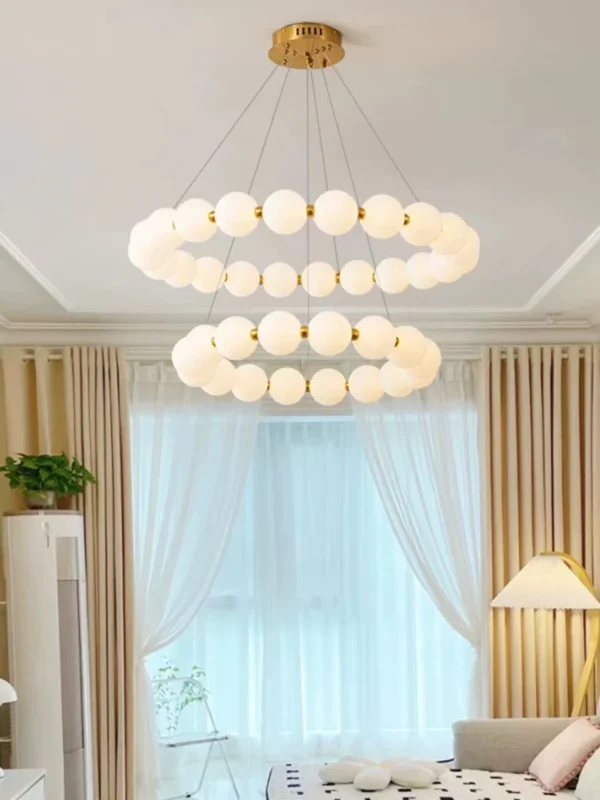 Monique chandelier - Image 2