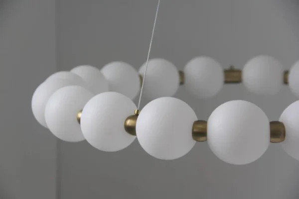 Monique chandelier - Image 3