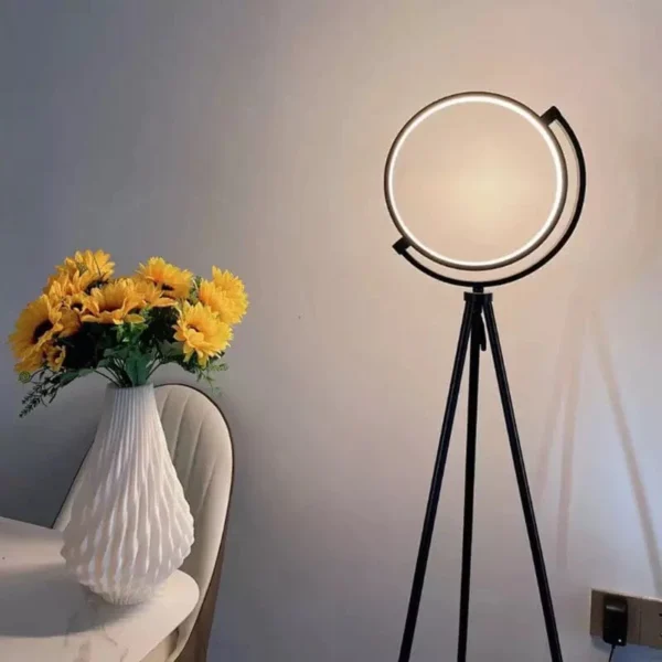 The Halo lamp - Image 7